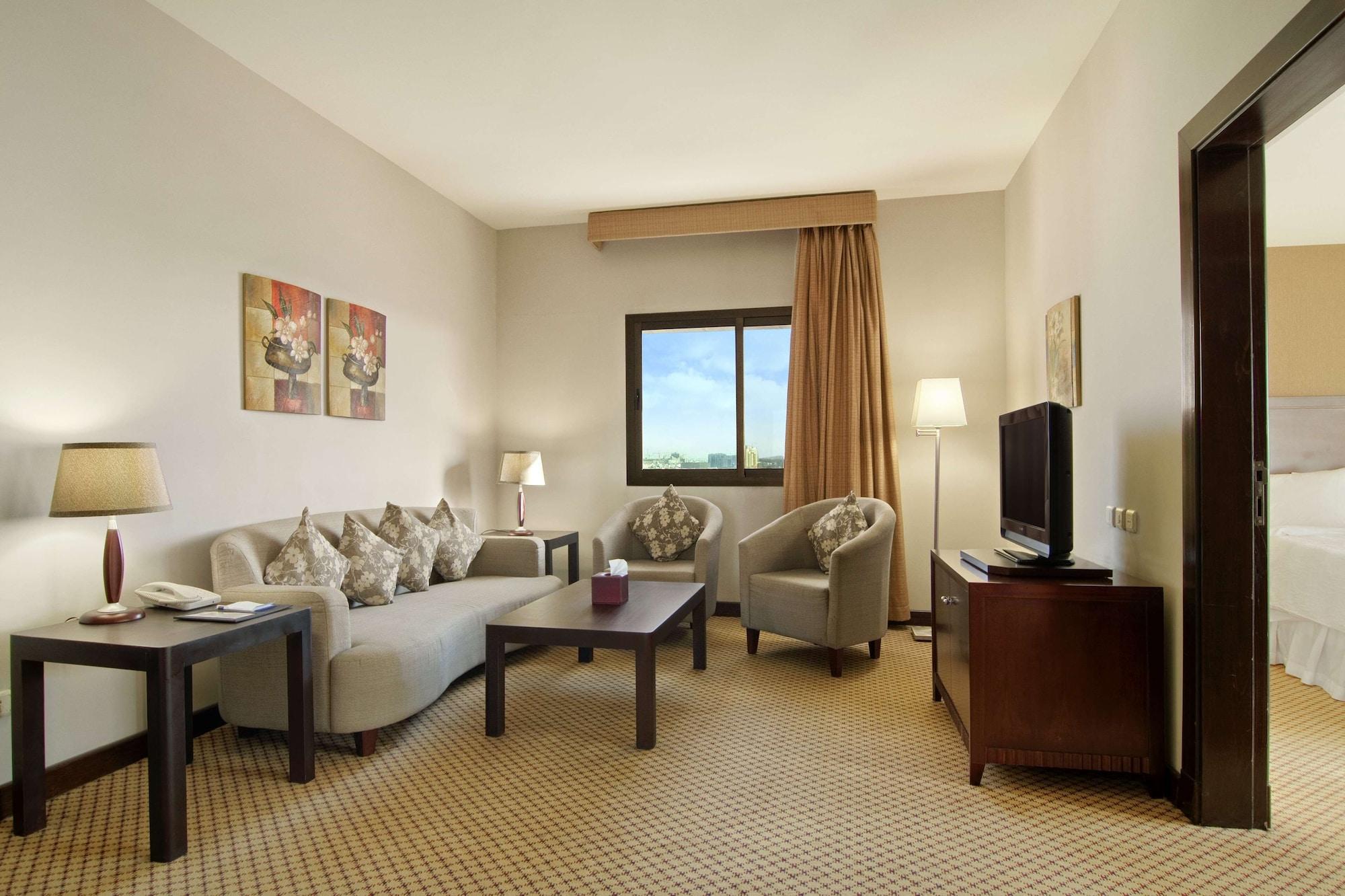 Hilton Garden Inn Riyadh Olaya Εξωτερικό φωτογραφία