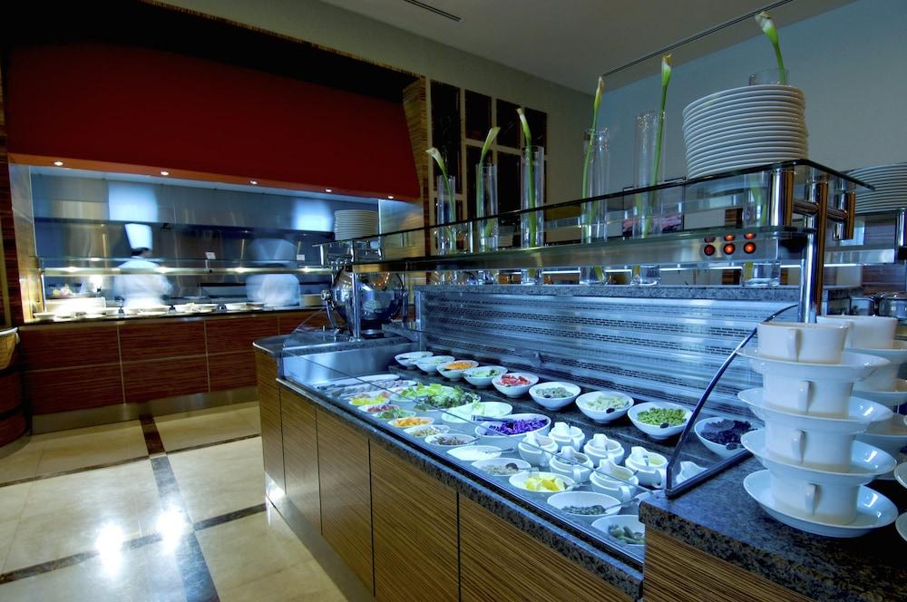 Hilton Garden Inn Riyadh Olaya Εξωτερικό φωτογραφία