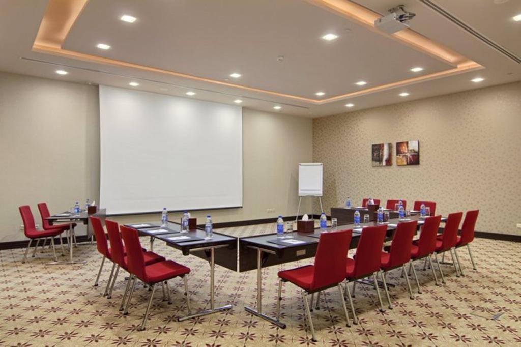 Hilton Garden Inn Riyadh Olaya Εξωτερικό φωτογραφία