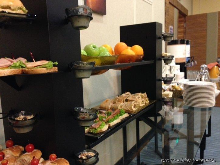 Hilton Garden Inn Riyadh Olaya Εξωτερικό φωτογραφία