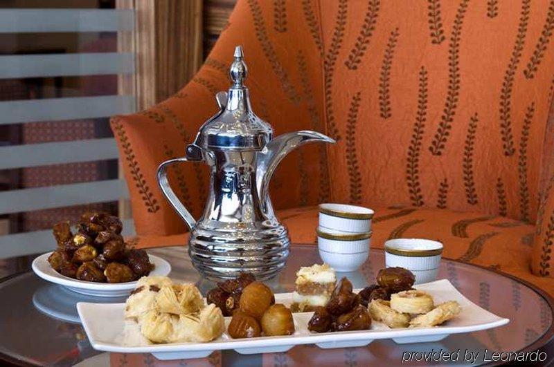 Hilton Garden Inn Riyadh Olaya Εστιατόριο φωτογραφία