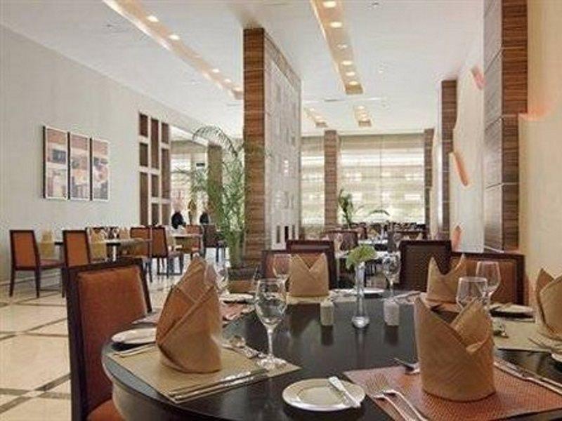 Hilton Garden Inn Riyadh Olaya Εξωτερικό φωτογραφία