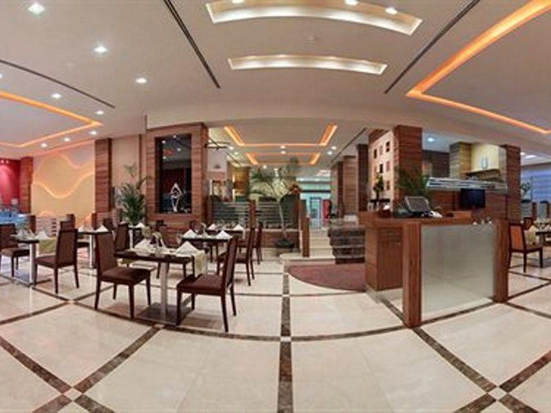 Hilton Garden Inn Riyadh Olaya Εξωτερικό φωτογραφία