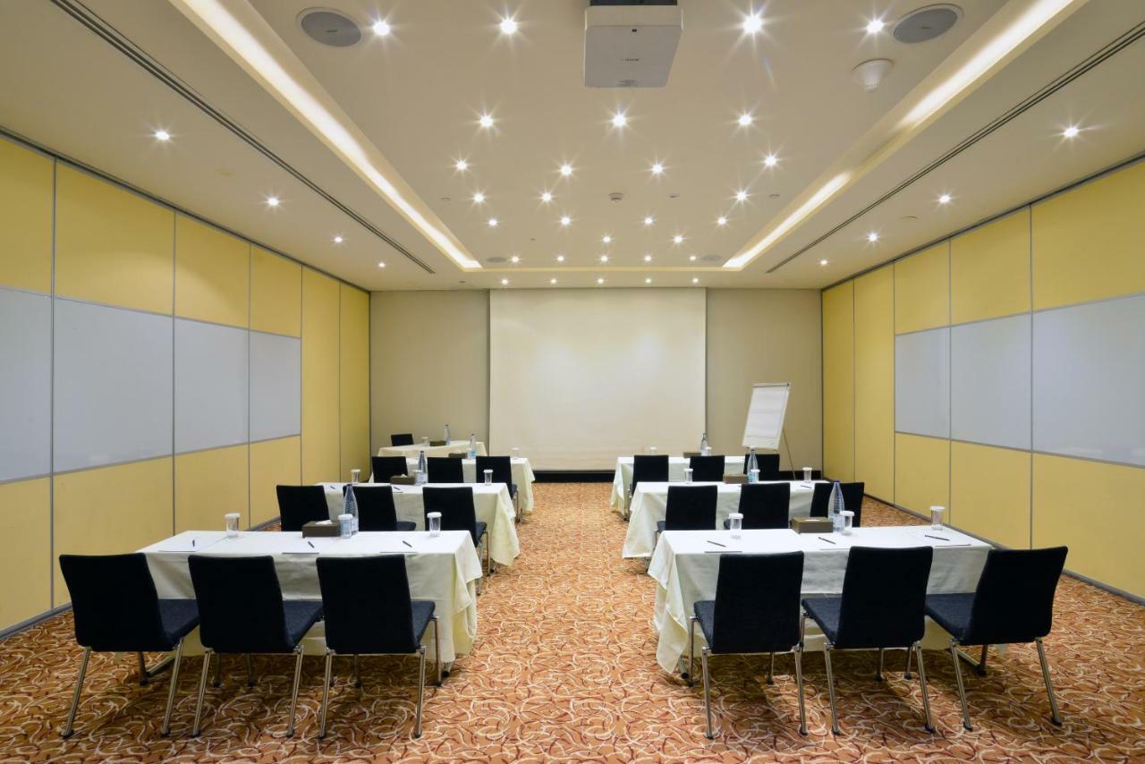 Hilton Garden Inn Riyadh Olaya Εξωτερικό φωτογραφία