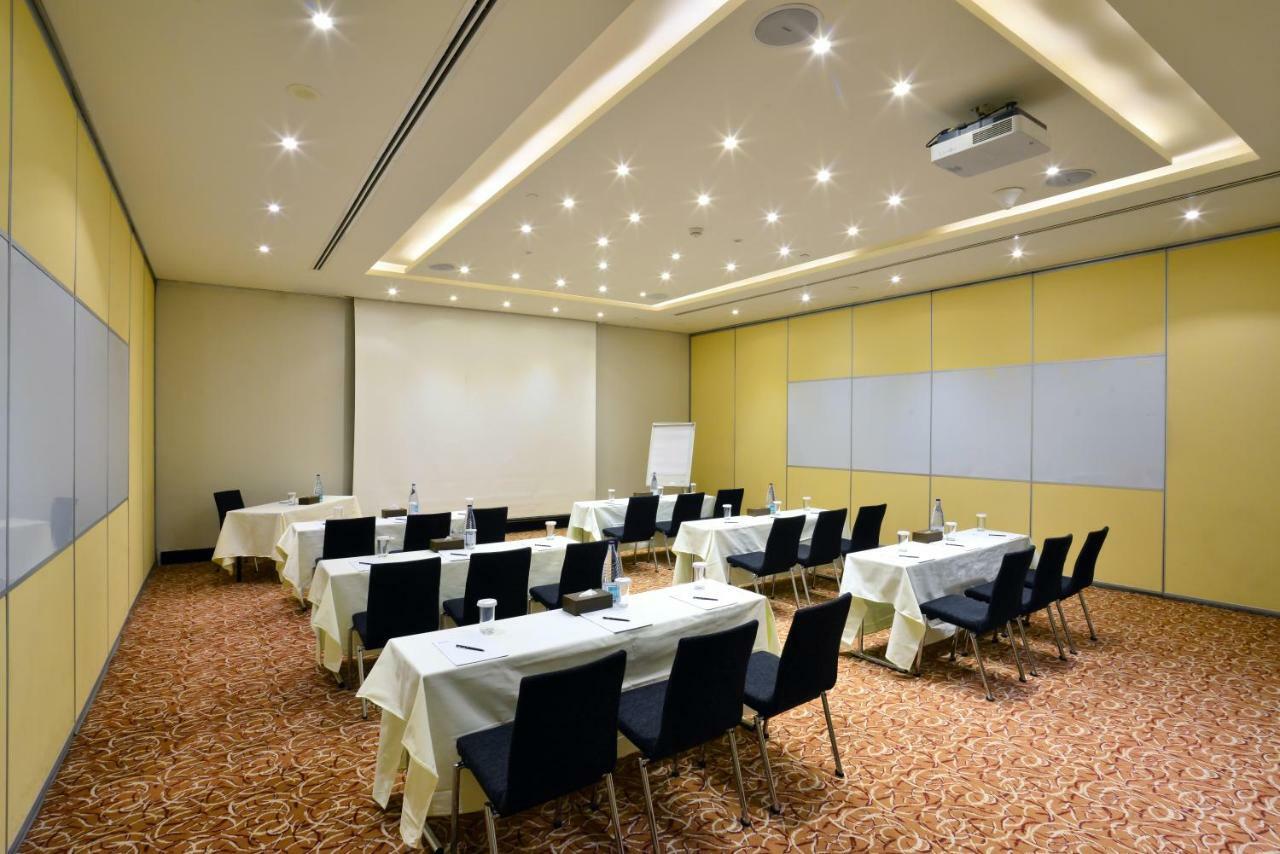 Hilton Garden Inn Riyadh Olaya Εξωτερικό φωτογραφία